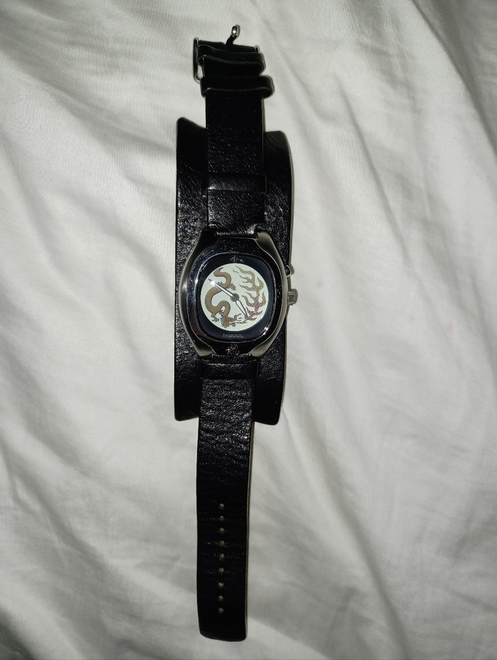 Fossil Dragon Watch New Batteries Very Fine Stainless Steel Black leather Band - Picture 14 of 14